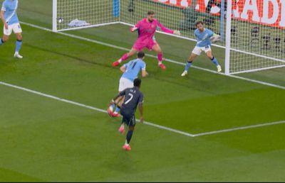 Fostul campion cu Manchester City a comentat momentul uluitor: „Asta a vrut să facă”