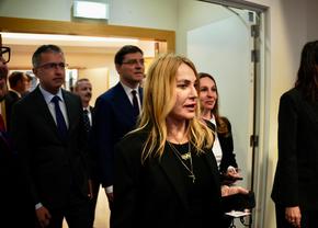 Nadia Comăneci, omagiată de cel mai longeviv cotidian sportiv european: „Fata care a inventat perfecțiunea!”