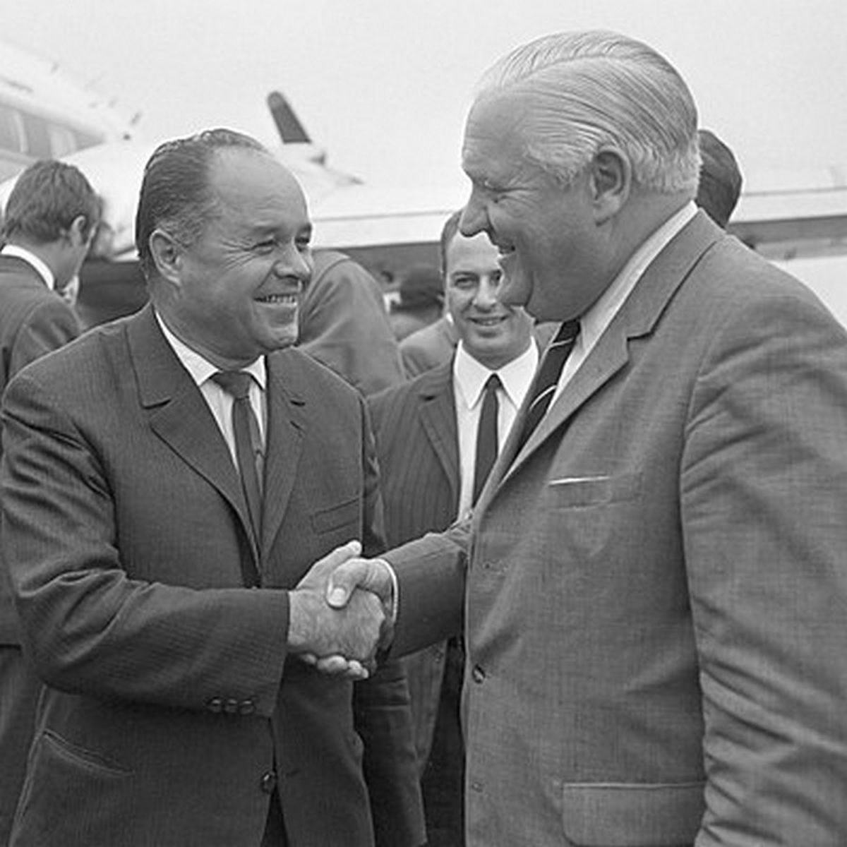 RETRO GSP. UTA împlinește azi 75 de ani. De ce Ioan Chirilă i-a zis „Bătrâna Doamnă” a României și de ce trupa arădeană a fost „a 8-a minune a lumii”