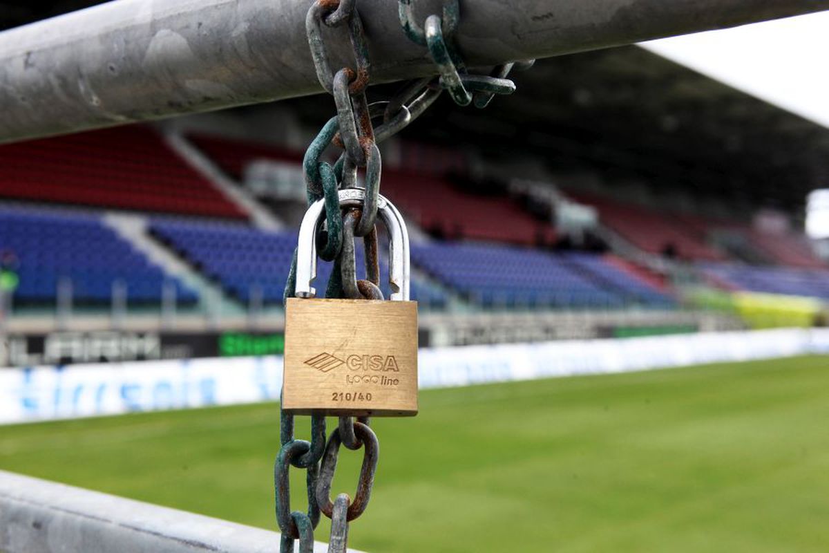 COVID-19. Scenariu dezolant: fotbalul din Italia, fără spectatori până în martie 2021?!