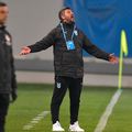 CS Universitatea Craiova a ajuns la 3 meciuri consecutive fără gol marcat în Liga 1 și poate pierde contactul cu rivalelor FCSB și CFR Cluj. Grecul Ouzounidis crede că jucătorii pe care îi pregătește au probleme de încredere.