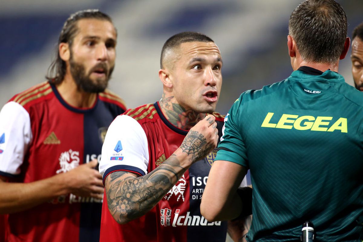 Antrenorul lui Man și Mihăilă, șocat de finalul cu Cagliari: „Inexplicabil!” + atac la fostul jucător al Craiovei?!