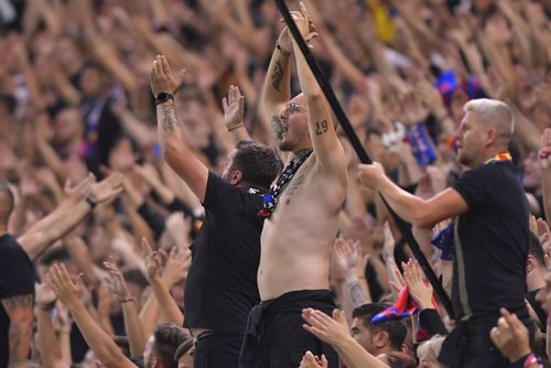 Gheorghe Mustață, liderul fanilor FCSB, a anunțat că roș-albaștrii vor fi susținuți, oficial, de 820 de spectatori în deplasarea cu CFR Cluj