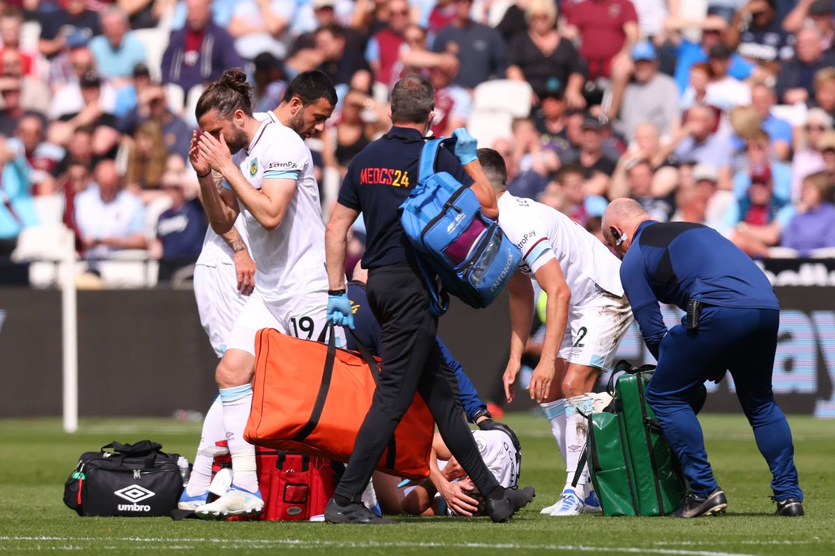 Westwood, accidentare groaznică în West Ham - Burnley / FOTO: imago