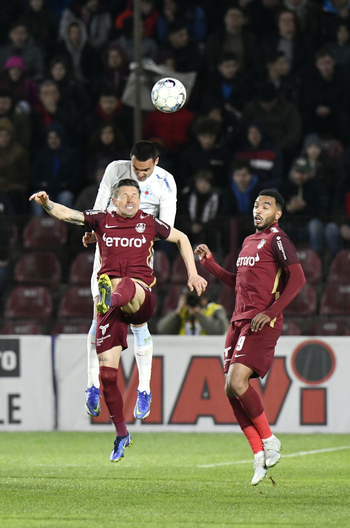 Detaliul care a decis derby-ul » De ce avea CFR Cluj doar 8 jucători de câmp în momentul golului marcat de Tavi Popescu