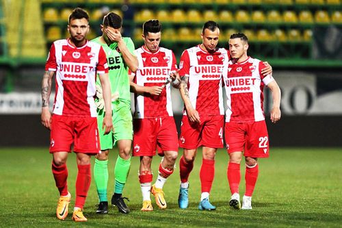 Dinamoviștii, după 0-2 cu CS Mioveni // foto: Raed Krishan - GSP