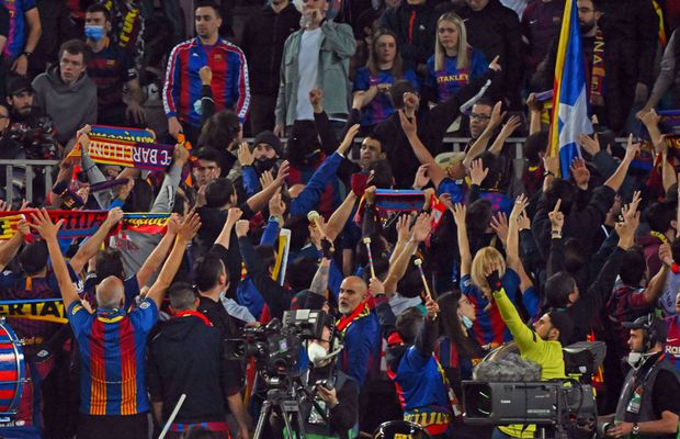 Fanii Bacelonei nu trec peste umilința din tribune cu Frankfurt » Protestul pregătit la meciul cu Cadiz