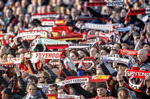 Suporterii Feyenoord vor să ia cu asalt Roma // Foto: Imago