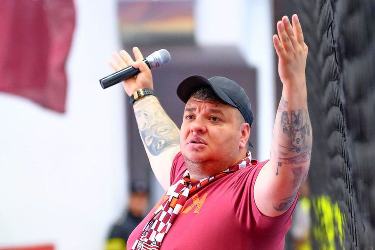 Ripostă dură a liderului galeriei Rapidului: „E debandadă, nu se mai poate cu Mutu! Îi cerem public demisia. Nu putem merge înainte ca nişte oi”