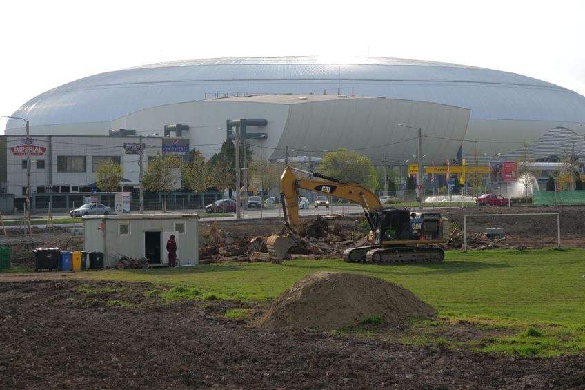 Foto: Stadionul Tineretului demolat complet/ Iosif Popescu