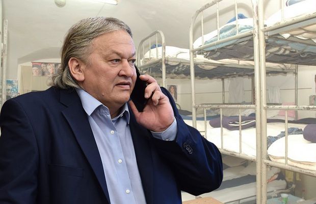 „Aveai telefon în cameră” » Oră cu oră, Dănuț Lupu a descris cum arăta o zi petrecută în spatele gratiilor, la Rahova: „Soției i-am interzis să vină”