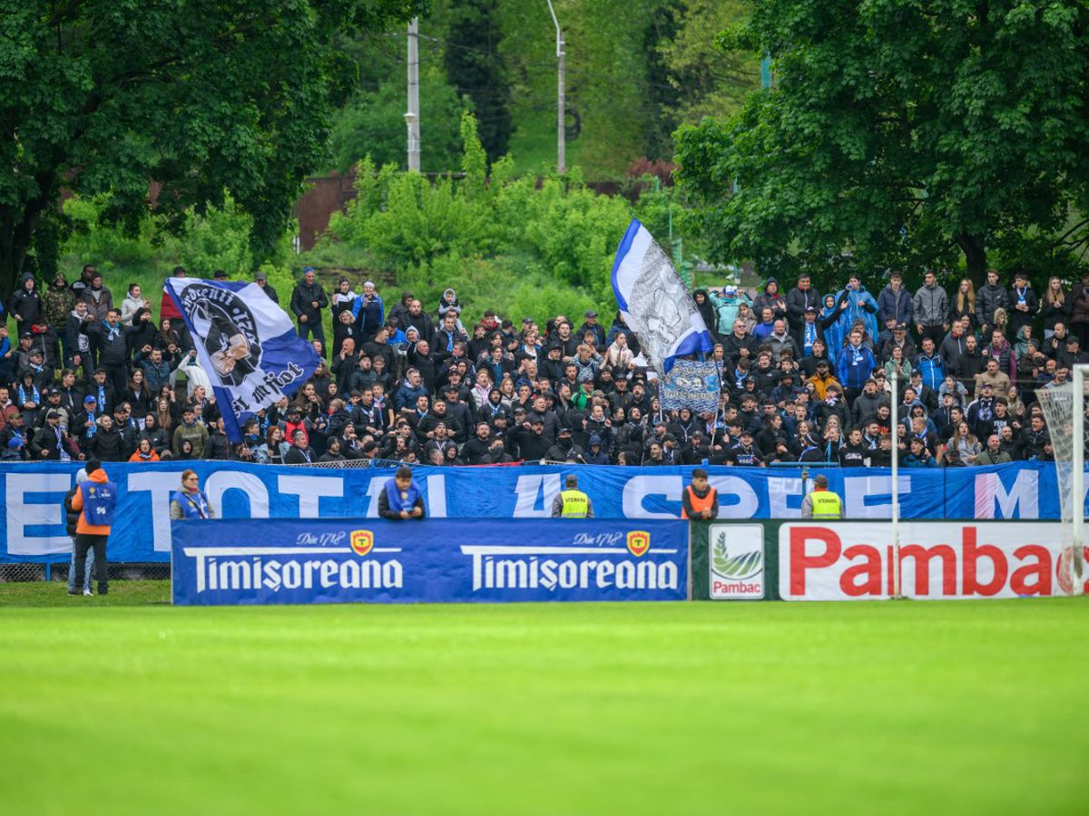 Corvinul Hunedoara - FC Voluntari, semifinala Cupei României // FOTO: Iosif Vajnar / sportpictures.eu
