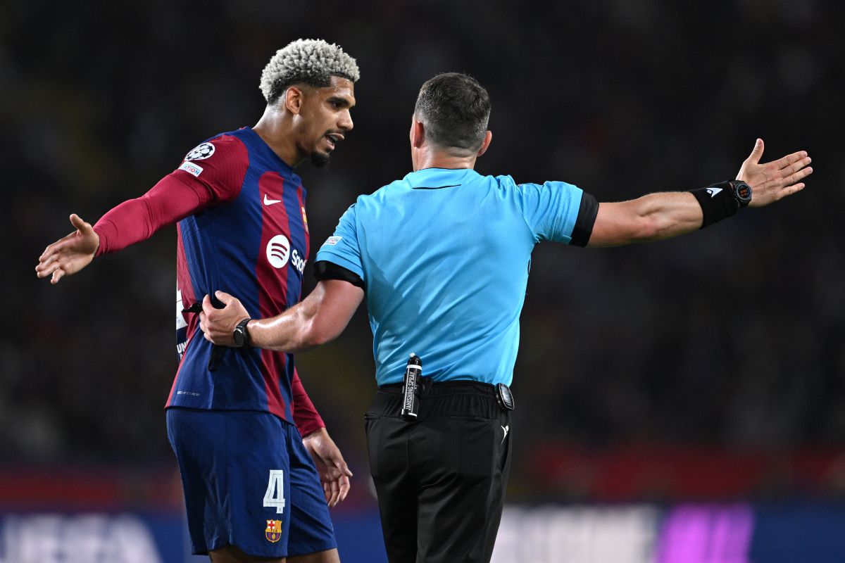 Istvan Kovacs, în prim-plan în Champions League: 3 cartonașe roșii împotriva Barcelonei și penalty pentru PSG!