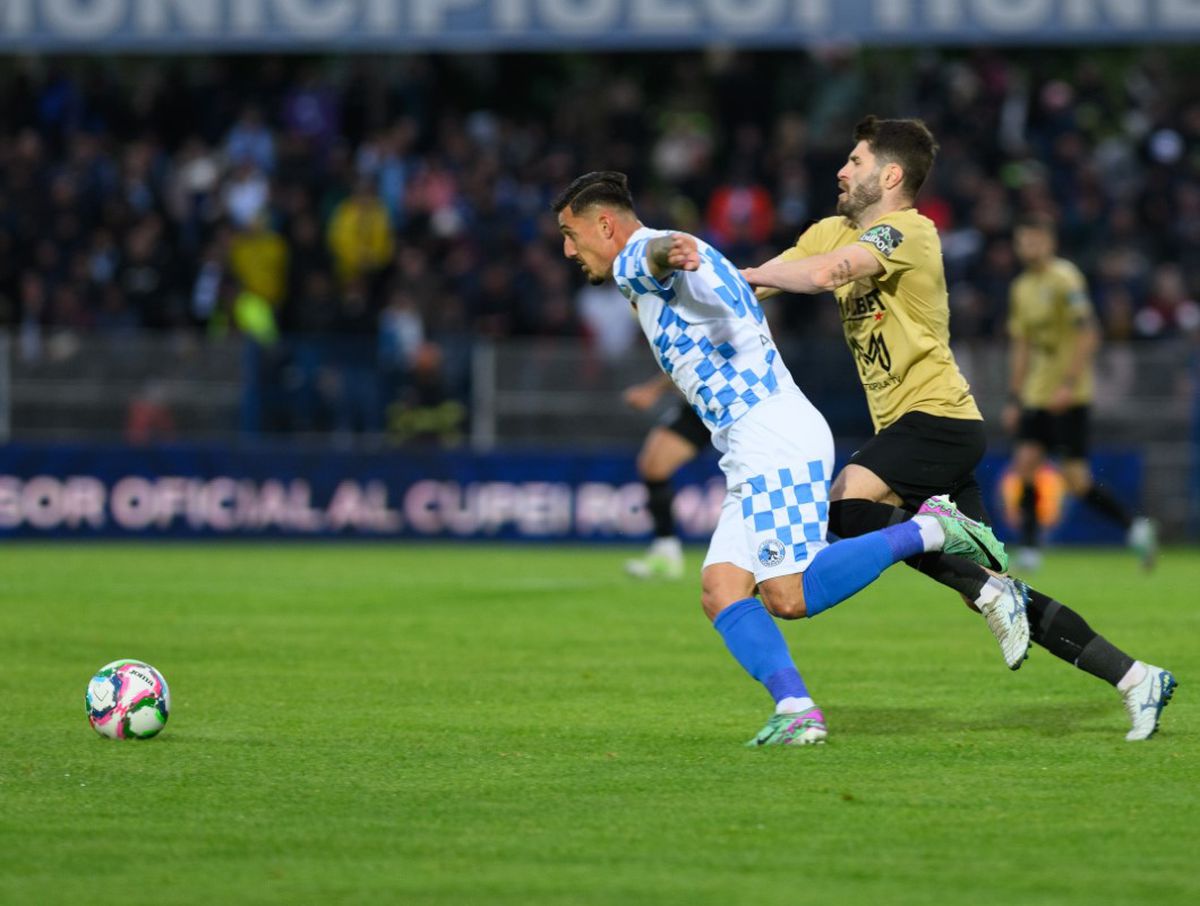 Antrenorul-revelație explică de ce a refuzat-o pe Dinamo și de ce nu vrea la FCSB: „Nu sunt obișnuit cu asta” » Ce plan are