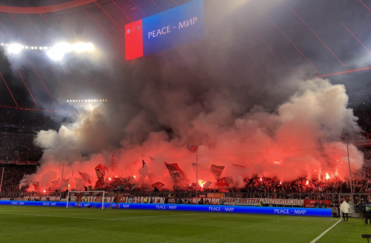 „Ieși de pe stadionul nostru!” » Protest incendiar în Liga Campionilor: „Vă mulgeți suporterii ca pe vaci”
