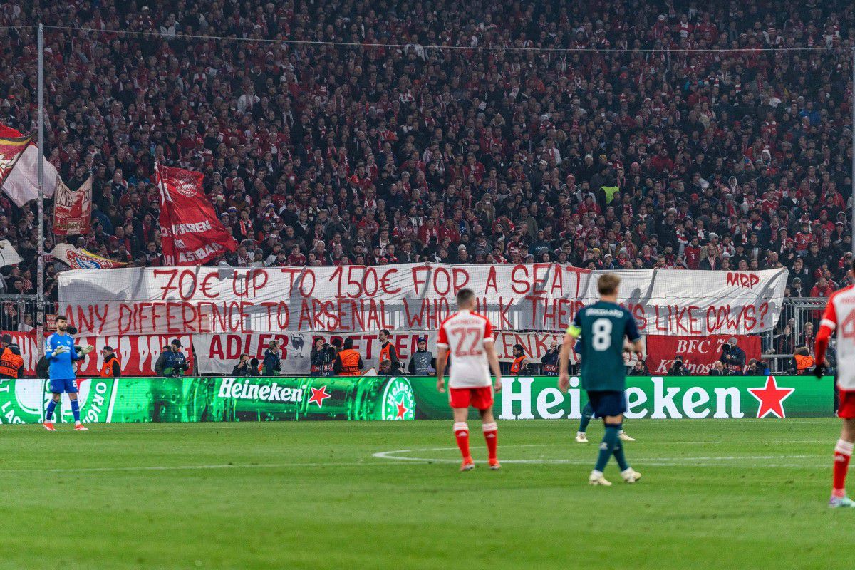 „Ieși de pe stadionul nostru!” » Protest incendiar în Liga Campionilor: „Vă mulgeți suporterii ca pe vaci”