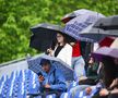 Ploaie și spectatori cu umbrele - ziua a patra Țiriac Open Foto: Raed Krishan