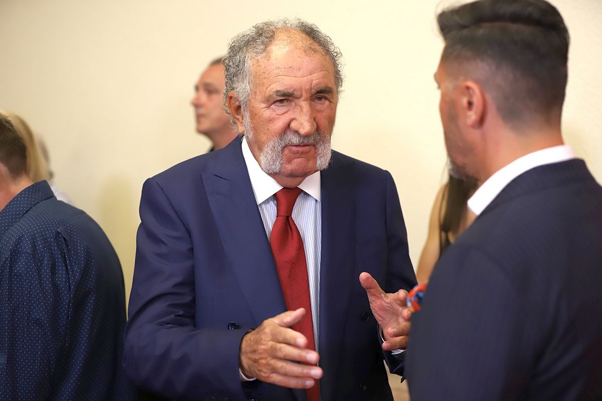 Legenda în fața căreia Gică Hagi își scoate pălăria: „Un idol! Tehnică, personalitate, de toate! A lăsat ceva în urmă”