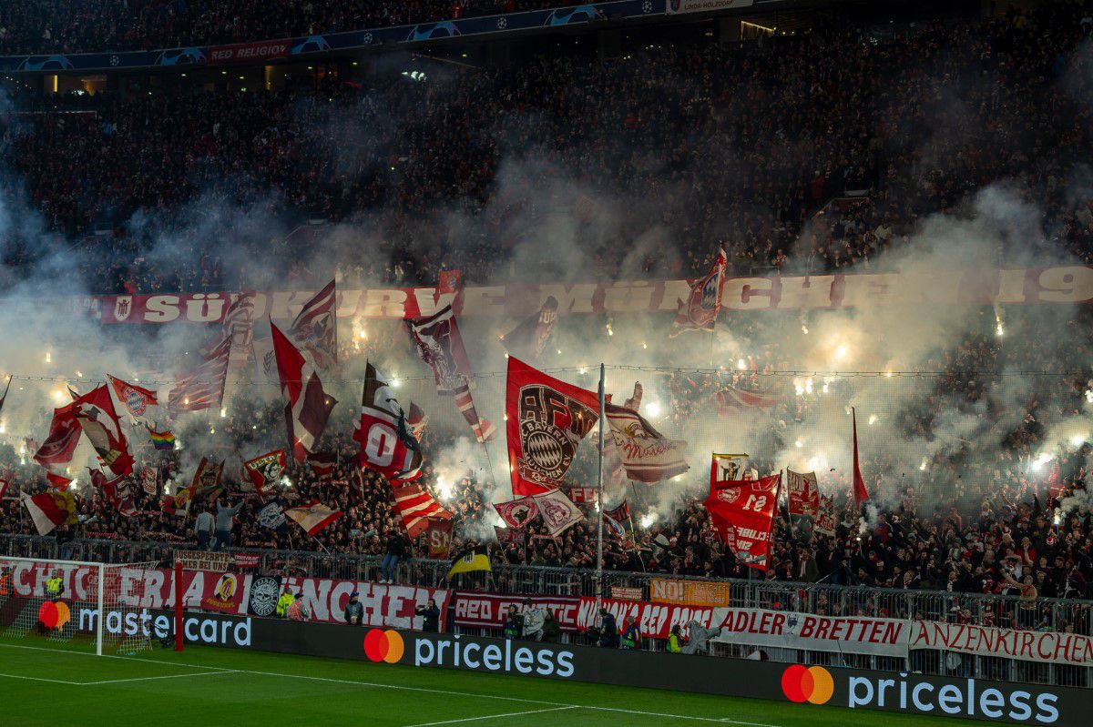 „Ieși de pe stadionul nostru!” » Protest incendiar în Liga Campionilor: „Vă mulgeți suporterii ca pe vaci”