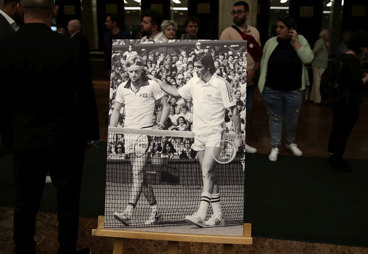 Filmul despre Ilie Năstase, lansat la Sala Palatului alături de Hagi, Țiriac, Nadia și Boris Becker, venit special din Germania. Cum a fost pe scenă + lacrimi printre „decreței”