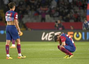 Ruptură în vestiarul Barcelonei » Titularul lui Xavi l-a făcut praf pe Araujo în fața camerelor TV!