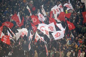 Veste uriașă pentru Dinamo și UTA Arad! Suporterii revin pe stadion la ultimele două meciuri din play-out