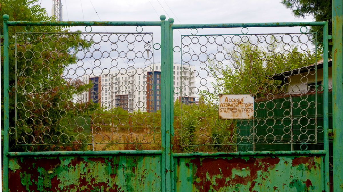 Baze sportive Bucuresti distruse