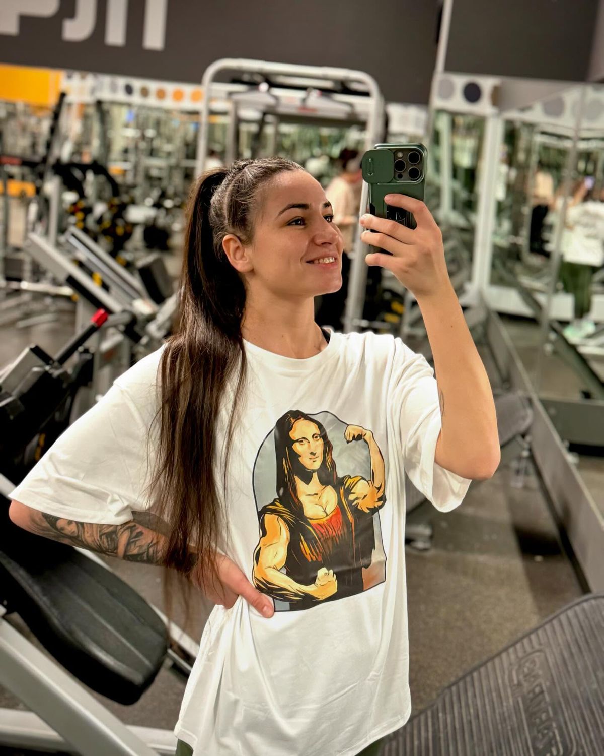 Diana Belbiță și-a intrat în noul rol la UFC 318 » Dustin Poirier s-a retras din MMA, după înfrângerea cu Max Holloway