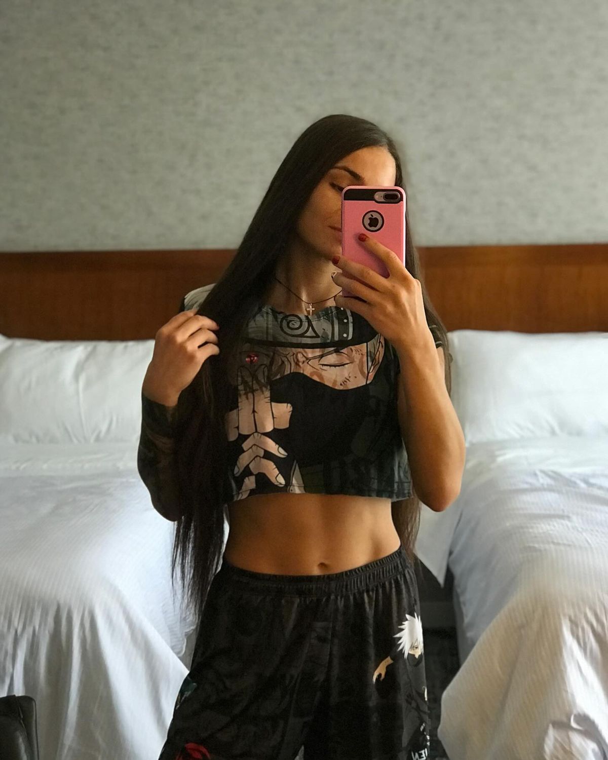 Diana Belbiță și-a intrat în noul rol la UFC 318 » Dustin Poirier s-a retras din MMA, după înfrângerea cu Max Holloway