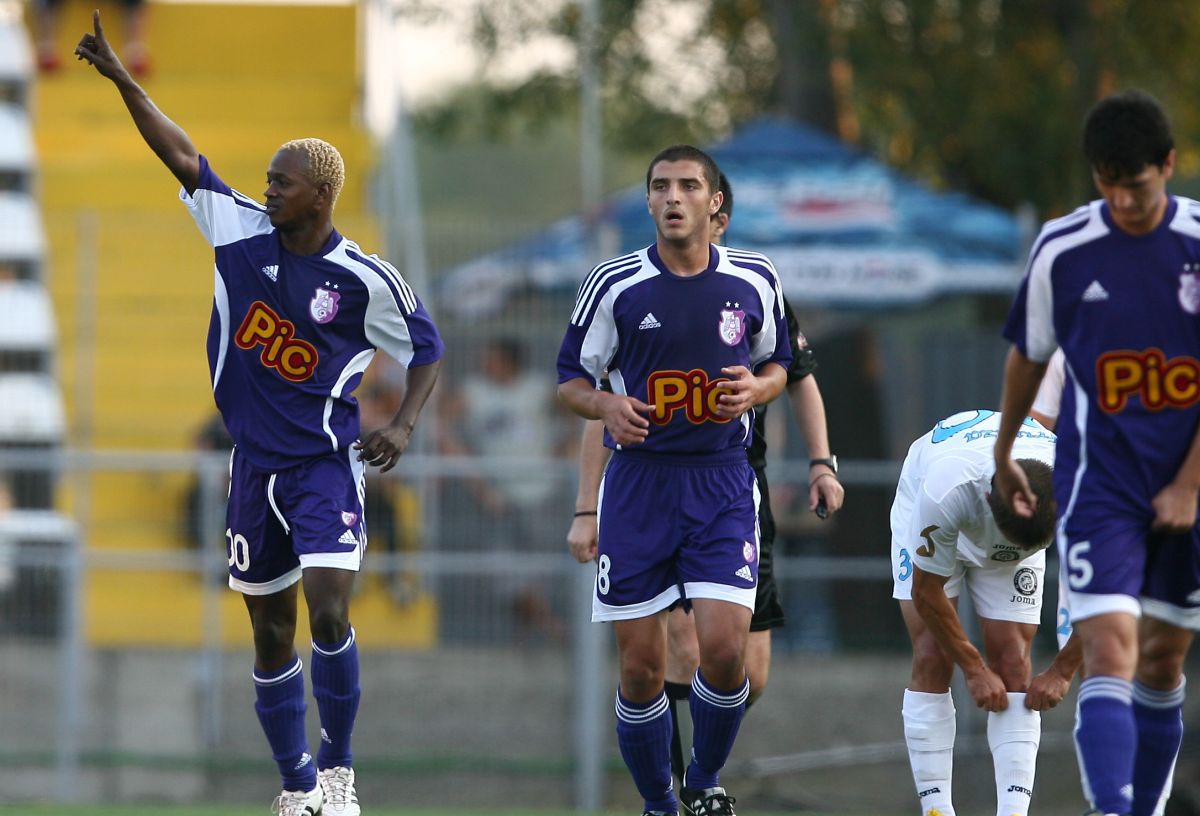 Destin frânt » Alex Pițurcă l-a accidentat grav, apoi a dispărut definitiv din Liga 1! GSP a reconstituit cazul, după 17 ani: trebuia să fie la națională, a urmat anonimatul!