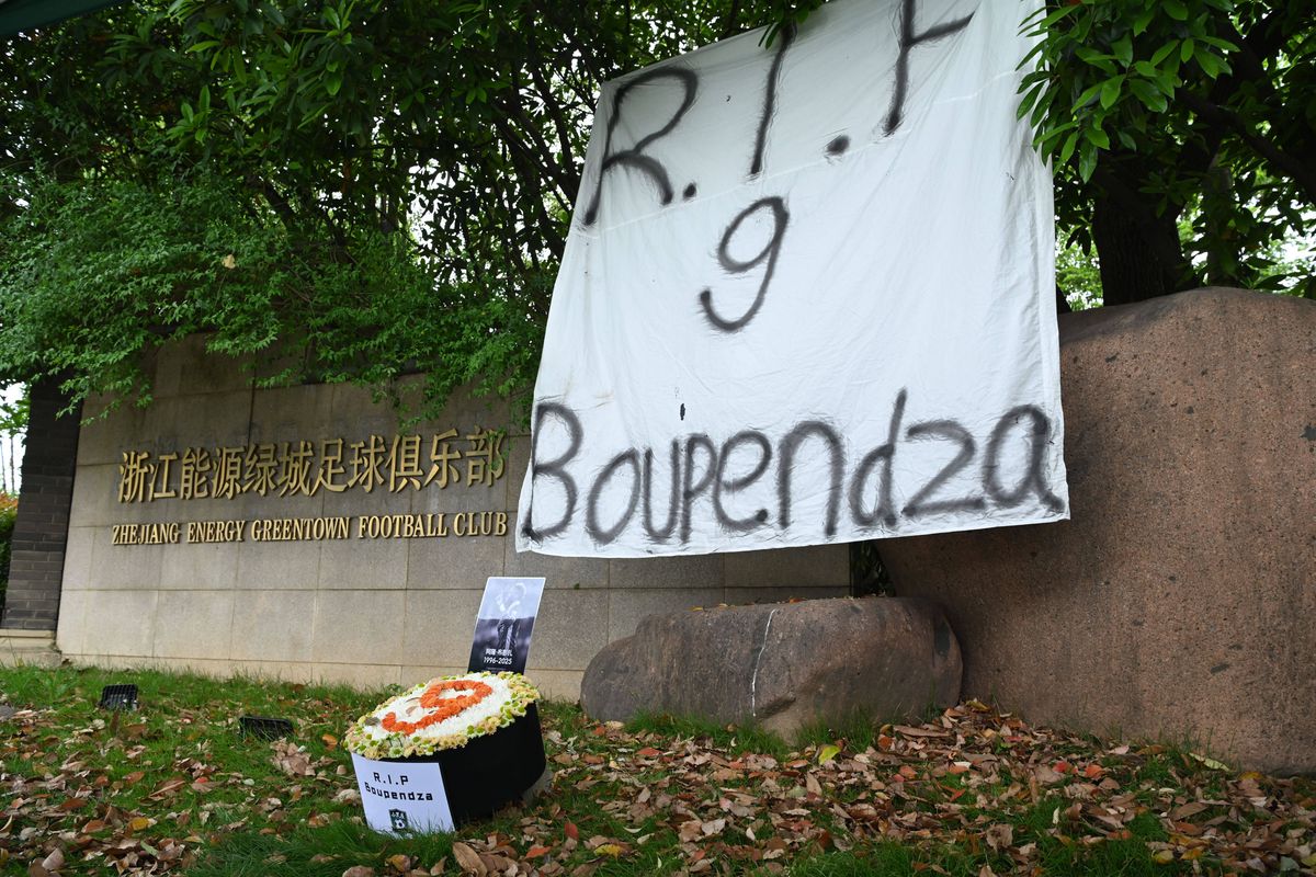 Detalii șocante din ultimele ore ale lui Boupendza » Cum l-au găsit în club, în noaptea dinaintea tragediei