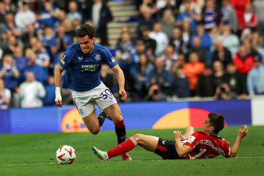 Înainte de a-și găsi echipă după despărțirea de Rangers, Ianis Hagi e cu ochii pe naționala U19 a României / Foto: Imago Images
