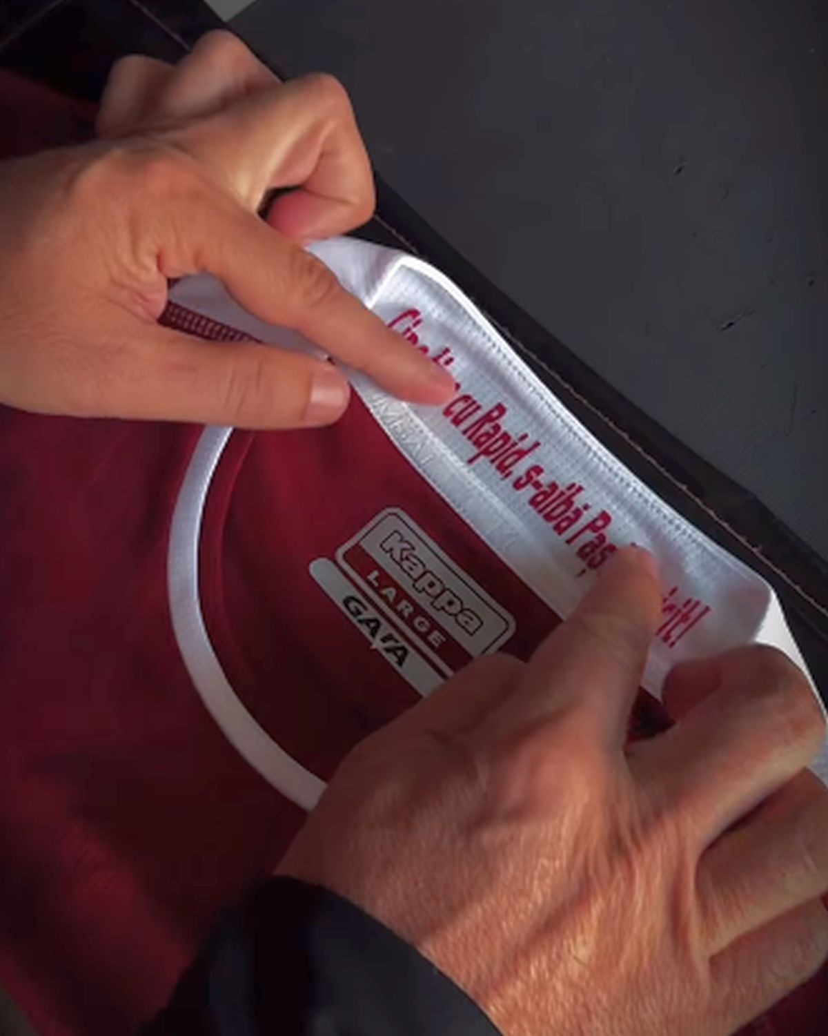 Rapidiștii lovesc din nou: gafă pe tricoul cu care îi ademenesc pe fani la stadion!