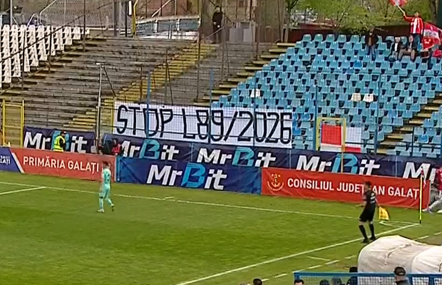 Ambele galerii au protestat la Oțelul - UTA: care a fost motivul