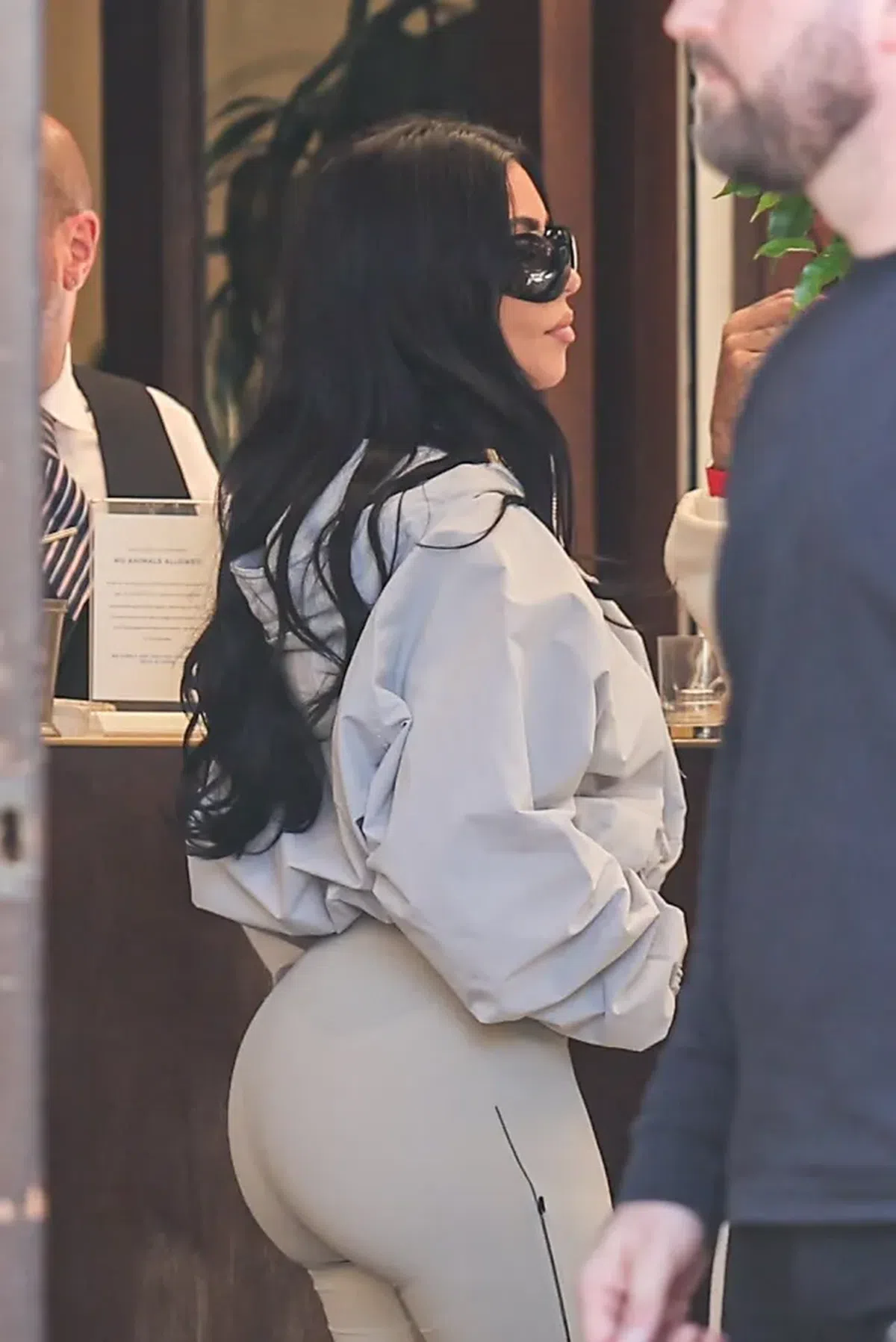 Imaginile care le-au deconspirat planurile » Unde au fost surprinși Kim Kardashian și Lewis Hamilton