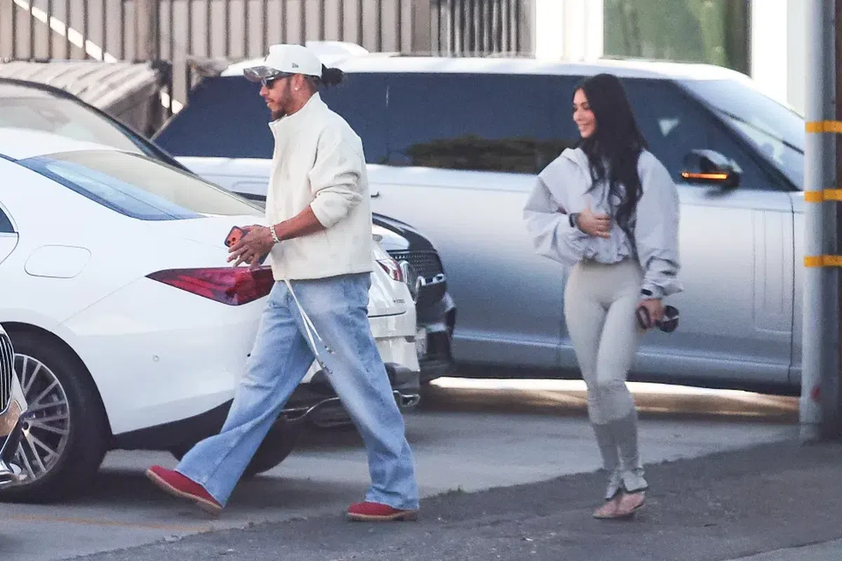 Imaginile care le-au deconspirat planurile » Unde au fost surprinși Kim Kardashian și Lewis Hamilton