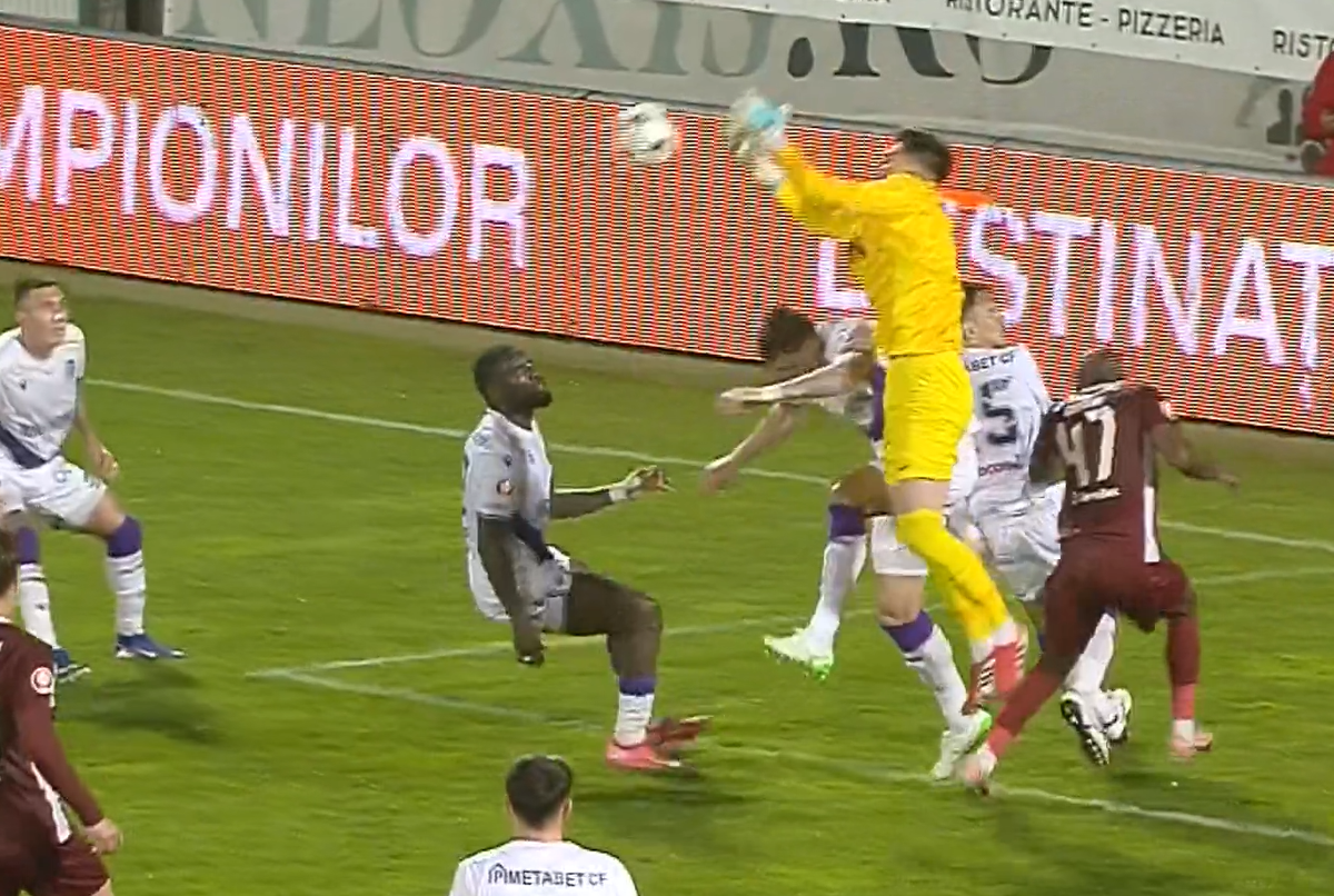 Fază Istvan Kovacs FC Argeș - CFR Cluj