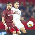 Sergio Reguilon, în duel cu Cristi Manea (vișiniu), foto: Guliver/gettyimages