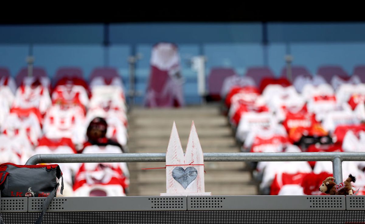 BUNDESLIGA. Până la urmă, tribunele n-au fost goale în Koln - Mainz :) » Soluție inedită a nemților