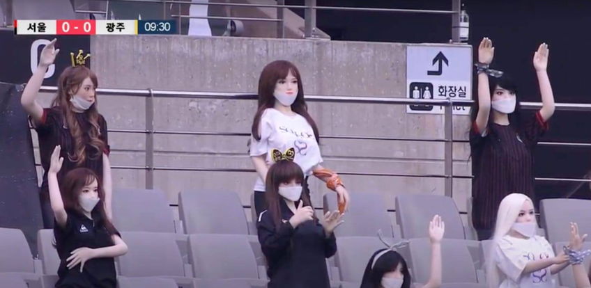Păpuși sexuale în tribune la FC Seoul Gwangju 1-0
