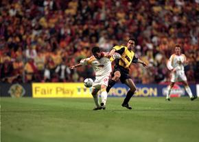 UEFA a postat un video genial cu Hagi din finala câștigată cu Arsenal, acum fix 21 de ani: „Un talent incredibil”