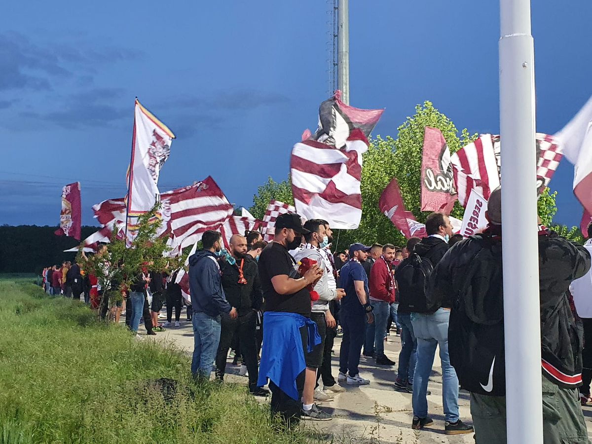 Apariție neașteptată la Buftea » „Masonul” Cristescu, emoționat până la lacrimi de promovare: „Ăsta e spiritul Rapidului”