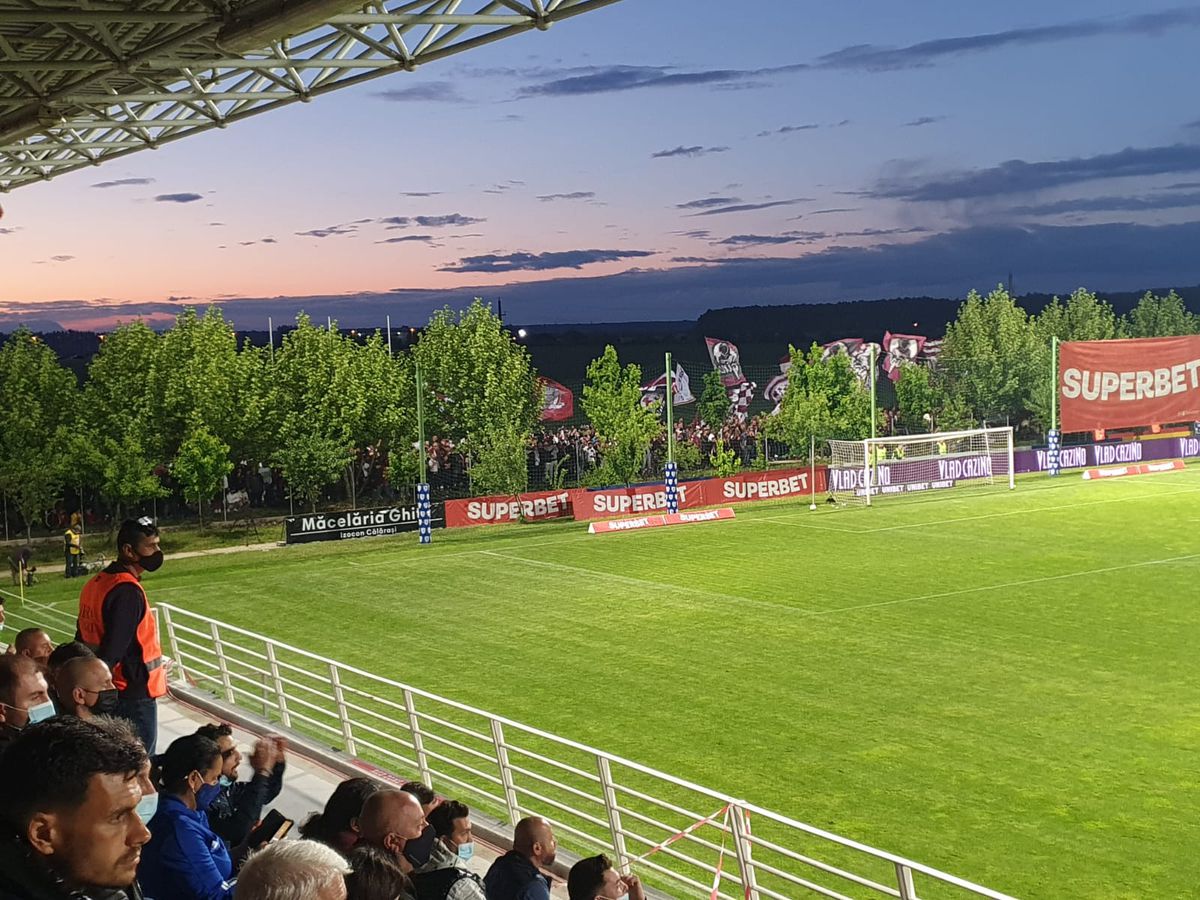 Ionuț Voicu, fotbalistul care a lăsat Liga 1 pentru atmosfera de la Rapid: „Mă retrag fericit și mândru!" + ce urmează în carieră