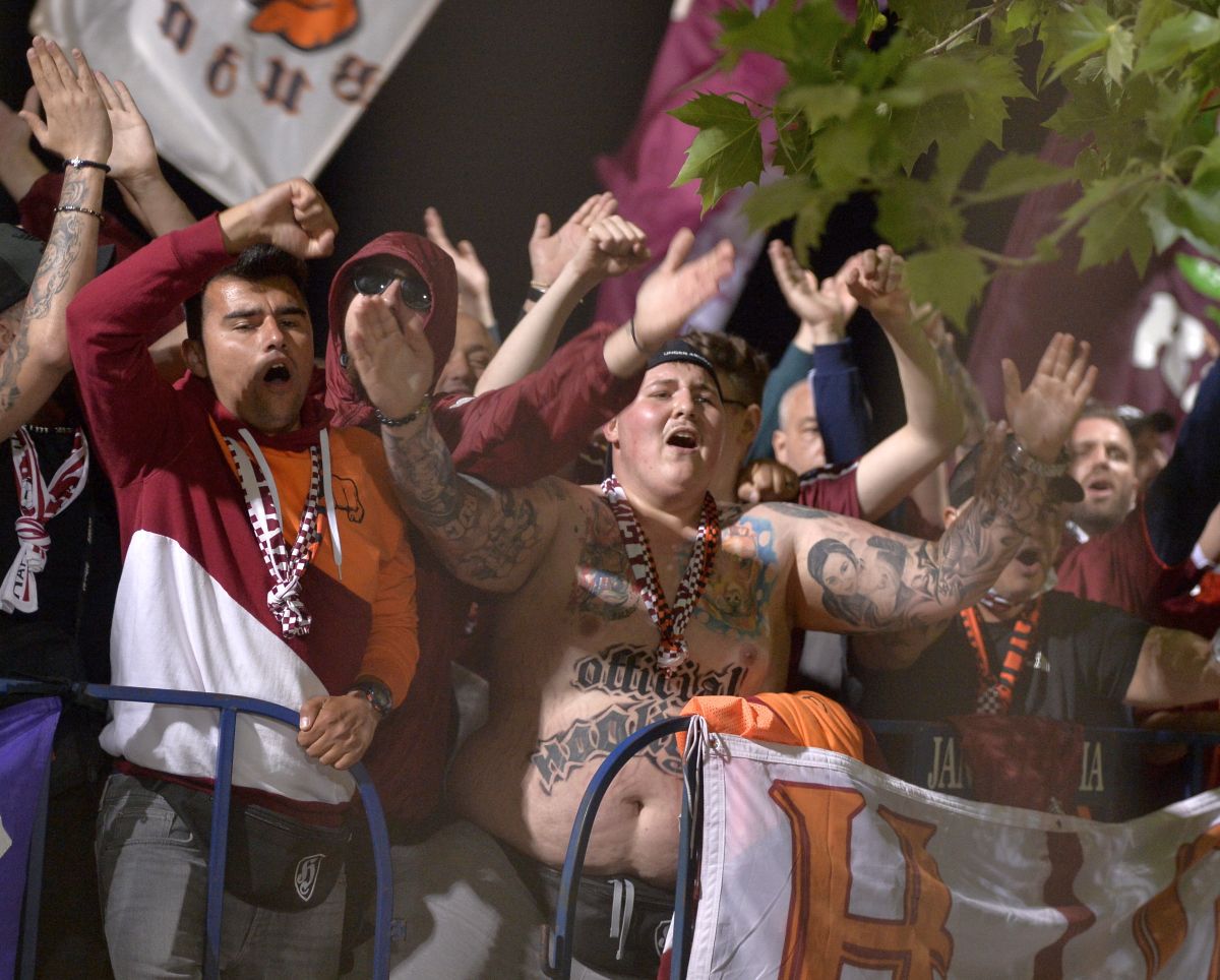 Ionuț Voicu, fotbalistul care a lăsat Liga 1 pentru atmosfera de la Rapid: „Mă retrag fericit și mândru!" + ce urmează în carieră