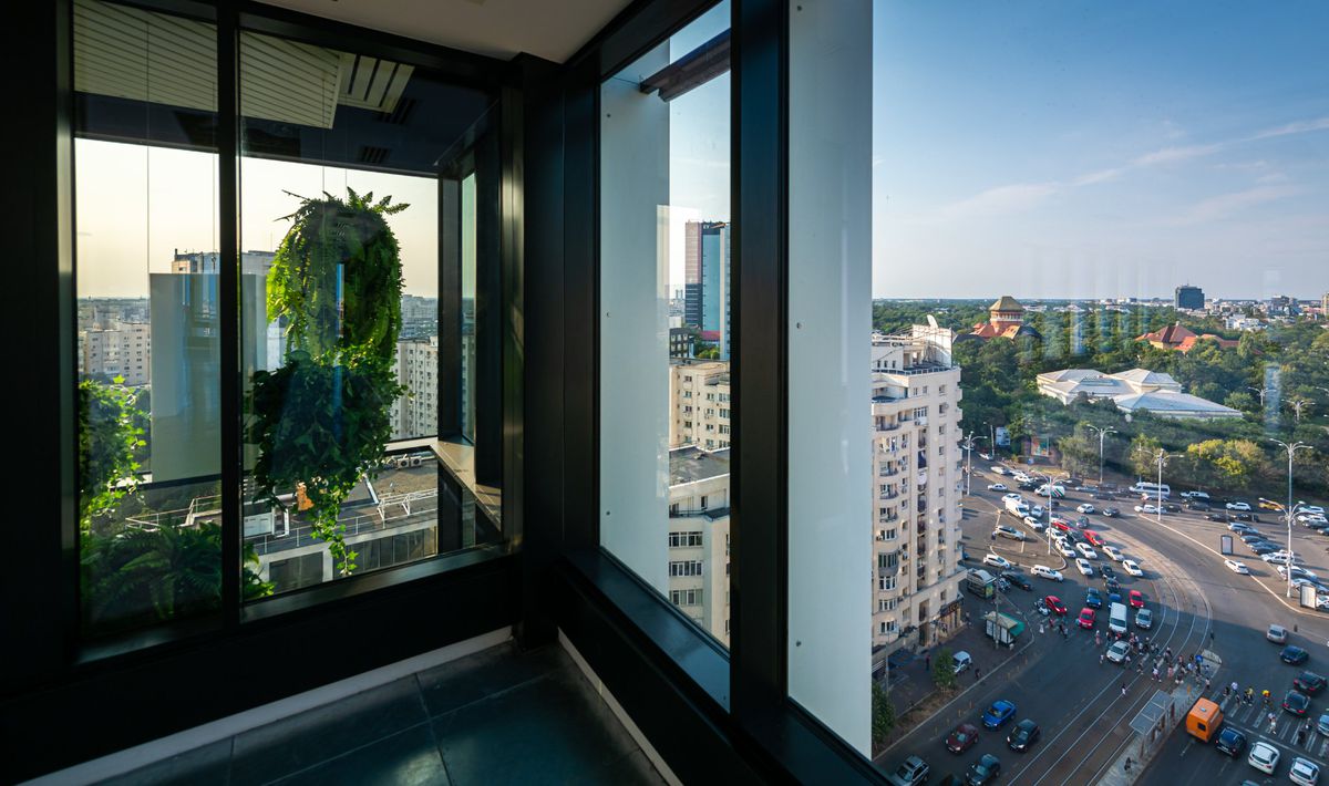 Tiriac Tower - București