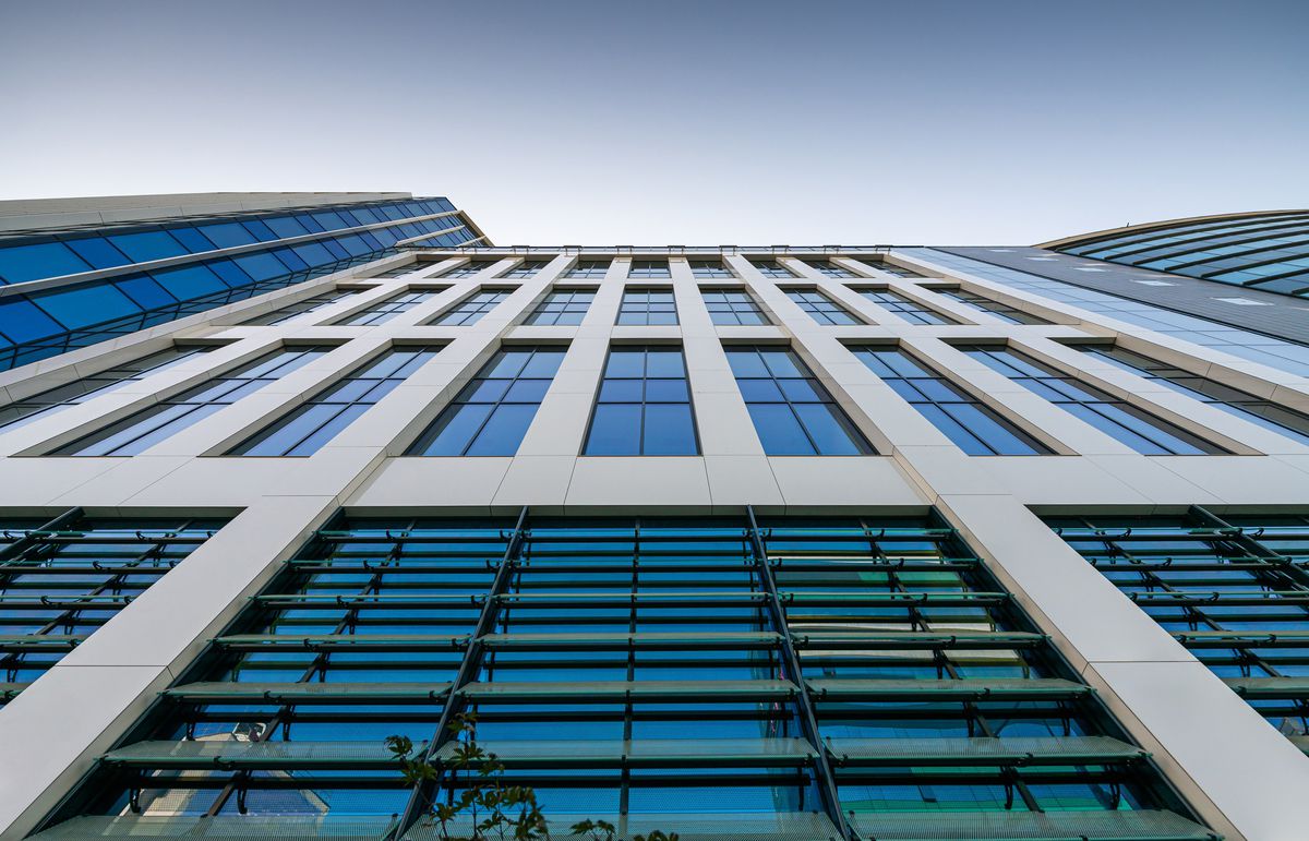 Ion Țiriac și-a prezentat azi investiția de 30 de milioane de euro de lângă Guvern » Are în plan să aloce 100-150 de milioane la Otopeni