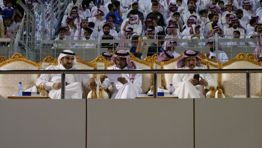 Ronaldo se vinde » Cum arată un meci al lui CR7 în Arabia: străzi blocate, zâmbete sub niqab, Messi și SIUUUUU!
