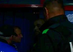 Amenințări în stil mafiot în lupta pentru promovare: „Băi, papagal moțat, vrei să îți arăt că nu mai intri în oraș? V-am prins cu arbitrii la masă!”