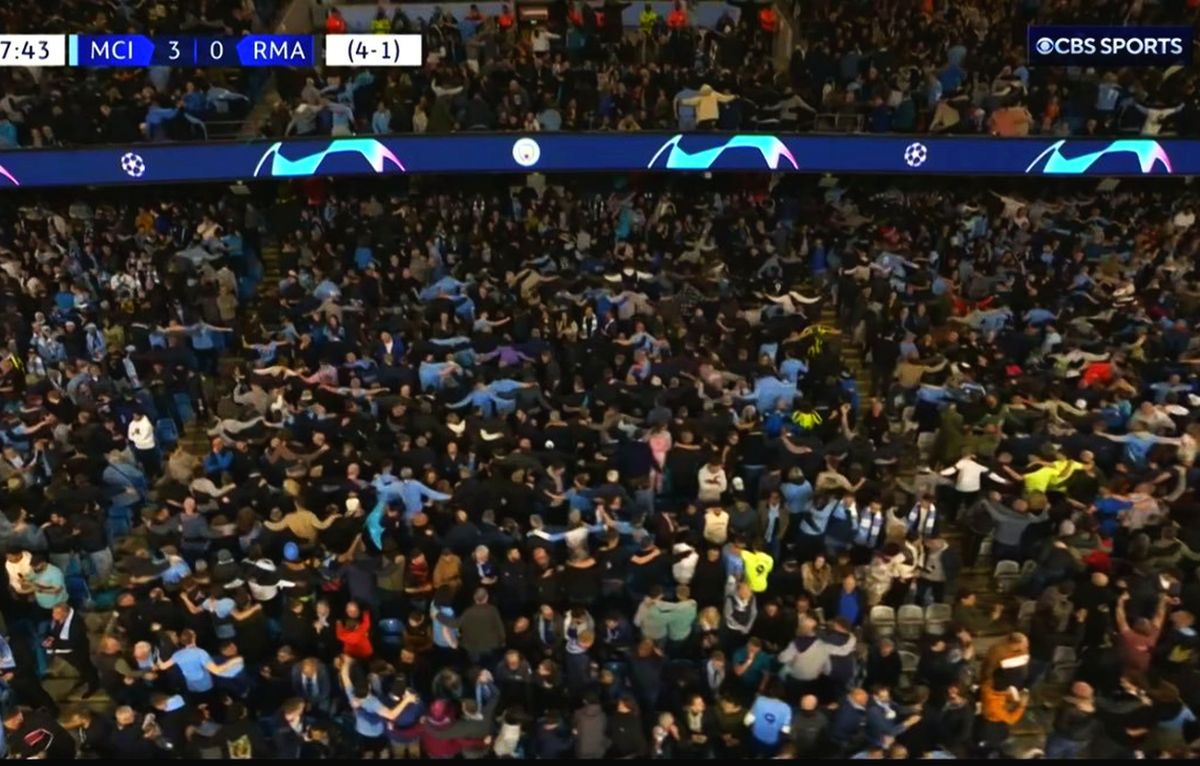 „Poznan” pe Etihad după calificarea în finala Ligii » Cum au ajuns fanii lui City să petreacă în stilul ultrașilor polonezi