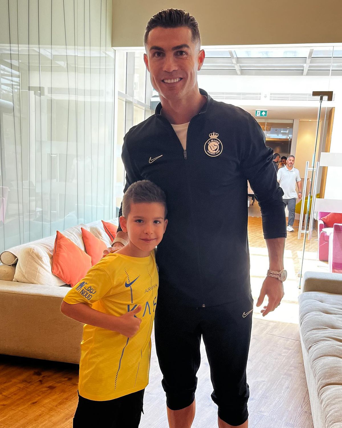 Adrian Mutu și-a anunțat revenirea pe bancă: „Nu știu dacă vă era dor de mine!”